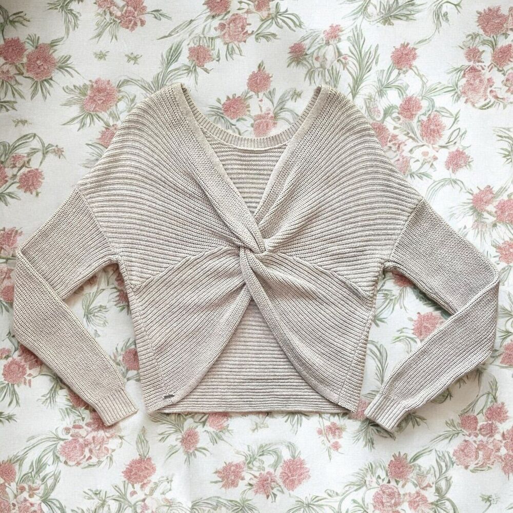 Hollister Reversible Long Sleeve Beige Knit Pullover Sweater Women's Size Small